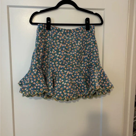 CeliaB Skirt Set - Picture 10 of 11